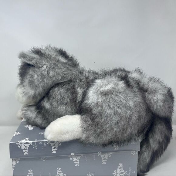 Folkmanis 15” Plush Gray Timber Wolf Hand Puppet - Picture 5 of 14
